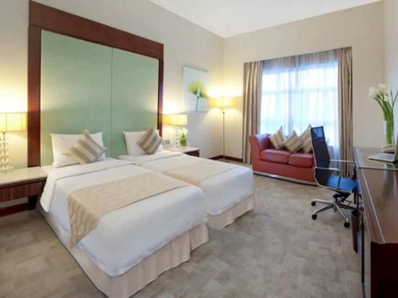 Hotel Silka Maytower