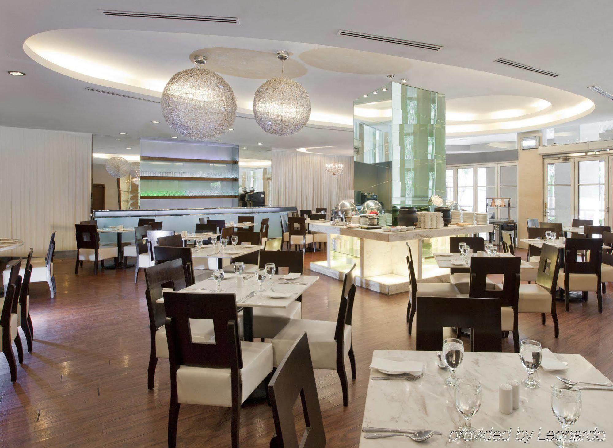Hotel Silka Maytower 3*