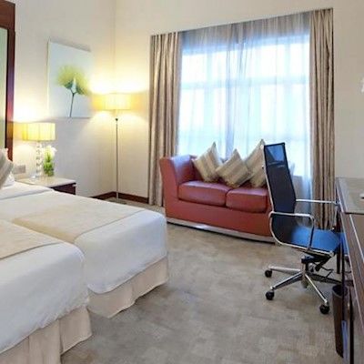 Silka Maytower Hotel 3*