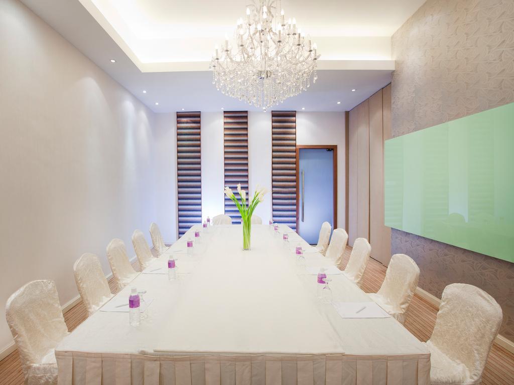 Silka Maytower Hotel